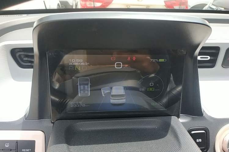 Used Wuling Hongguang MINIEV 2022 Macaron Fashion Model Lithium Iron Phosphate Instrument Cluster
