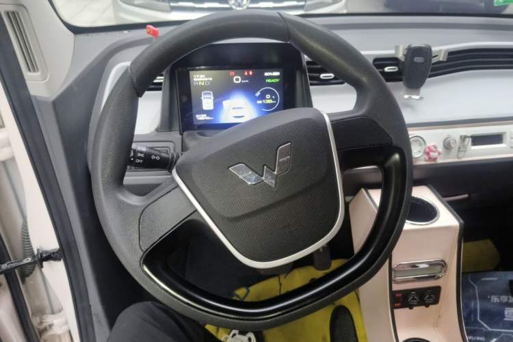 Used Wuling Hongguang MINIEV 2022 Macaron Premium Model – Lithium Iron Phosphate Instrument Cluster