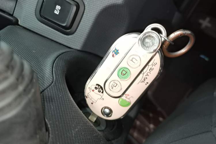 Used Wuling Hongguang MINIEV 2022 Macaron Premium Model – Lithium Iron Phosphate Interior 1