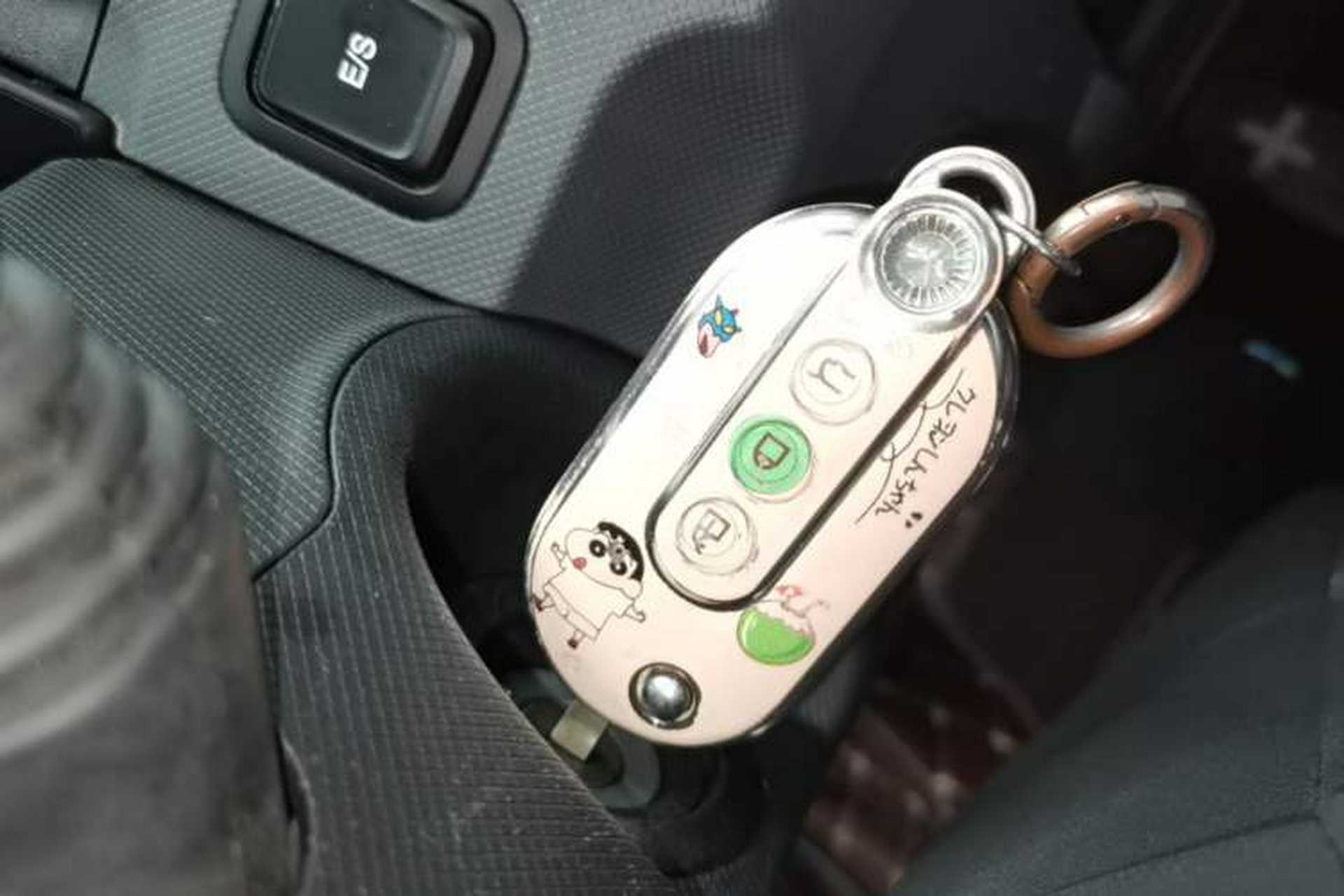Used Wuling Hongguang MINIEV 2022 Macaron Premium Model – Lithium Iron Phosphate Interior 1