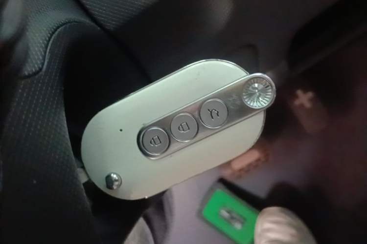Used Wuling Hongguang MINIEV 2022 Macaron Premium Model – Lithium Iron Phosphate Interior 1