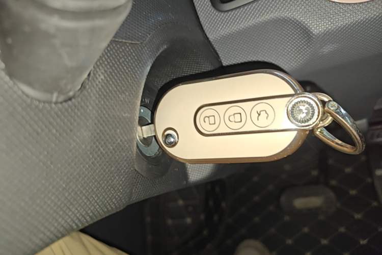 Used Wuling Hongguang MINIEV 2022 Macaron Premium Model – Lithium Iron Phosphate Interior 1
