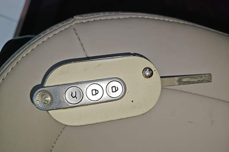 Used Wuling Hongguang MINIEV 2022 Macaron Premium Model – Lithium Iron Phosphate Interior 1