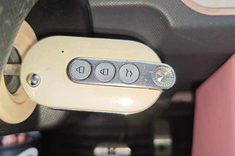Used Wuling Hongguang MINIEV 2022 Enjoy Edition Lithium Iron Phosphate Interior 1