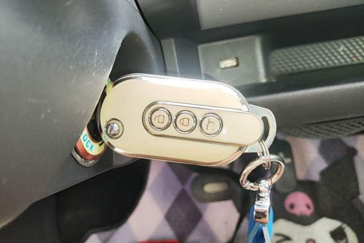 Used Wuling Hongguang MINIEV 2022 GAMEBOY 200km Gaming Edition with Lithium Iron Phosphate Interior 1