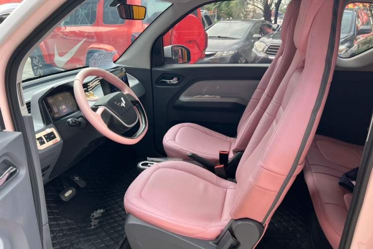 Used Wuling Hongguang MINIEV 2022 Macaron Fashion Model Lithium Iron Phosphate Interior 3
