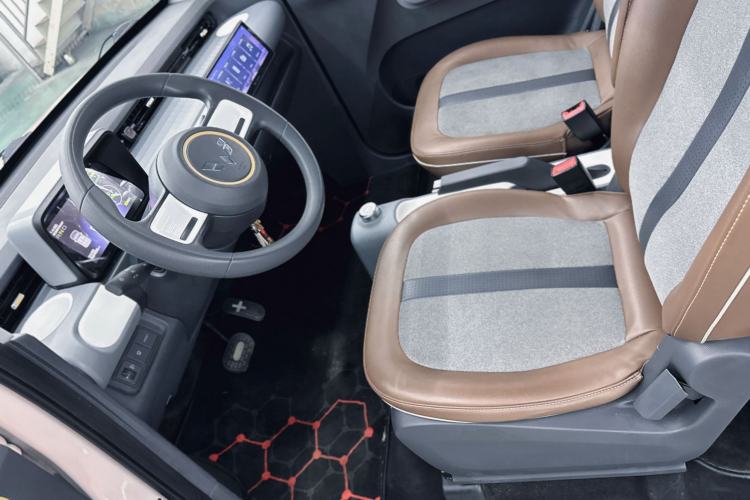 Used Wuling Hongguang MINIEV 2022 GAMEBOY 300km Play Edition Lithium Iron Phosphate Interior 7
