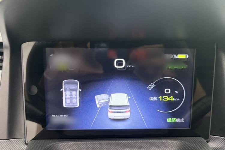 Used Wuling Hongguang MINIEV 2022 Macaron Premium Model – Lithium Iron Phosphate Interior 7
