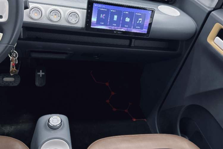 Used Wuling Hongguang MINIEV 2022 GAMEBOY 300km Play Edition Lithium Iron Phosphate Interior 8