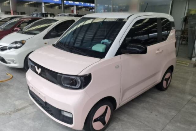Used Wuling Hongguang MINIEV 2022 Macaron Premium Model – Lithium Iron Phosphate