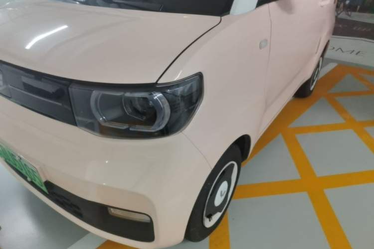 Used Wuling Hongguang MINIEV 2022 Macaron Premium Model – Lithium Ternary Battery Left Front Headlight