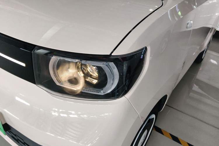 Used Wuling Hongguang MINIEV 2022 Macaron Premium Model – Lithium Iron Phosphate Left Front Headlight