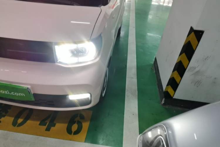 Used Wuling Hongguang MINIEV 2022 Macaron Premium Model – Lithium Iron Phosphate Left Front Headlight