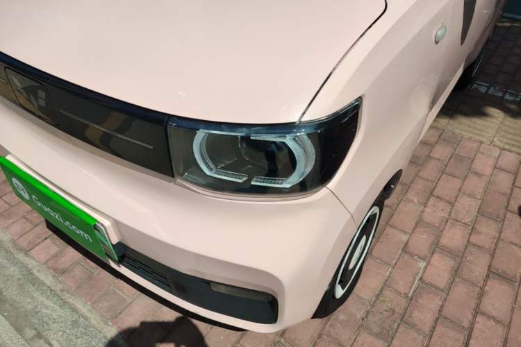 Used Wuling Hongguang MINIEV 2022 Macaron Premium Model – Lithium Ternary Battery Left Front Headlight