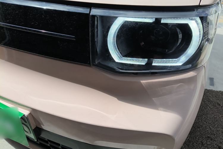 Used Wuling Hongguang MINIEV 2022 Macaron Premium Model – Lithium Ternary Battery Left Front Headlight