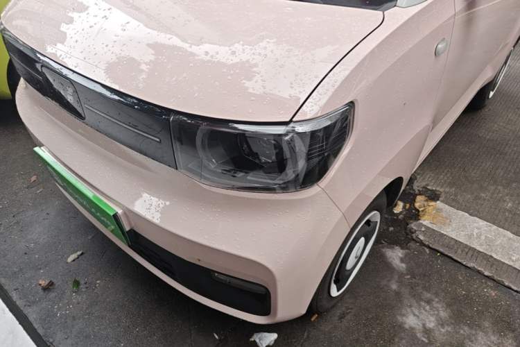 Used Wuling Hongguang MINIEV 2022 Macaron Premium Model – Lithium Iron Phosphate Left Front Headlight