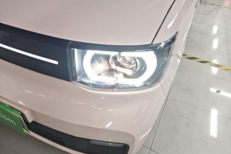 Used Wuling Hongguang MINIEV 2022 Macaron Premium Model – Lithium Iron Phosphate Left Front Headlight