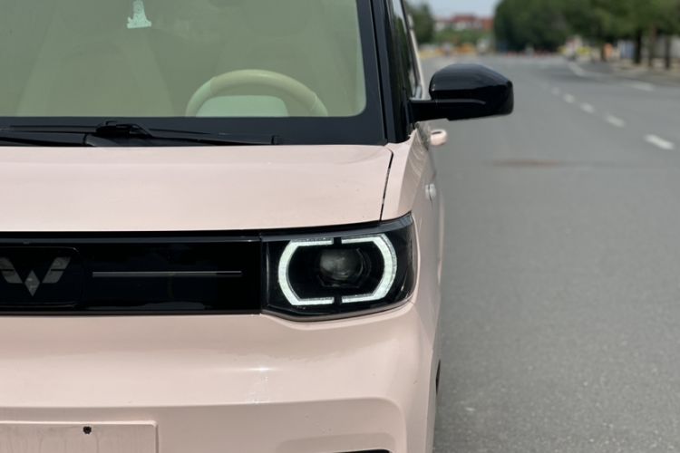 Used Wuling Hongguang MINIEV 2022 Macaron Premium Model – Lithium Iron Phosphate Left Front Headlight