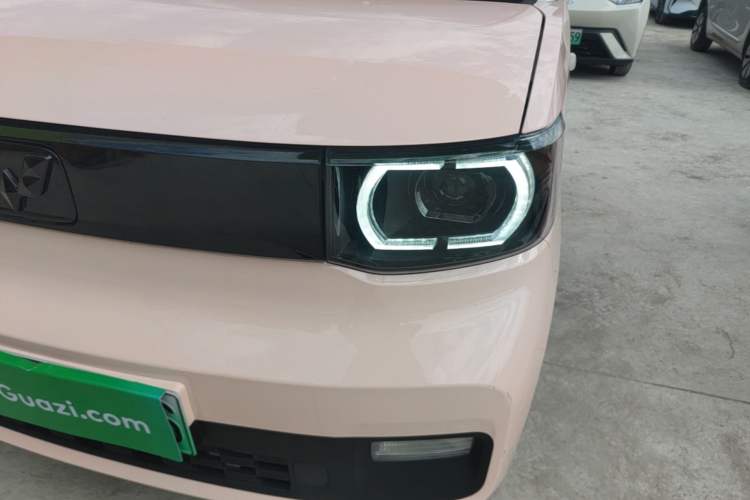 Used Wuling Hongguang MINIEV 2022 Macaron Premium Model – Lithium Iron Phosphate Left Front Headlight