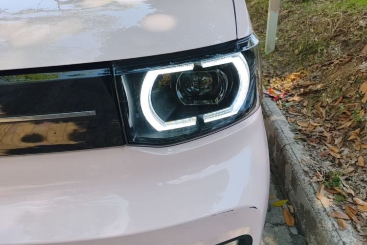 Used Wuling Hongguang MINIEV 2022 Macaron Premium Model – Lithium Iron Phosphate Left Front Headlight