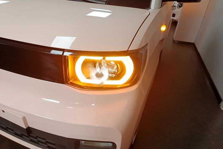 Used Wuling Hongguang MINIEV 2022 Macaron Fashion Model Lithium Iron Phosphate Left Front Headlight