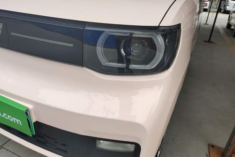 Used Wuling Hongguang MINIEV 2022 Macaron Premium Model – Lithium Iron Phosphate Left Front Headlight