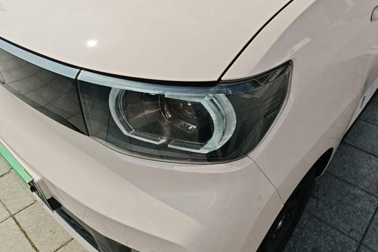 Used Wuling Hongguang MINIEV 2022 Macaron Fashion Model Lithium Iron Phosphate Left Front Headlight