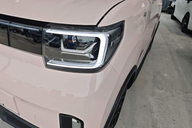 Used Wuling Hongguang MINIEV 2022 GAMEBOY 300km Enthusiast Model with Lithium Iron Phosphate Left Front Headlight