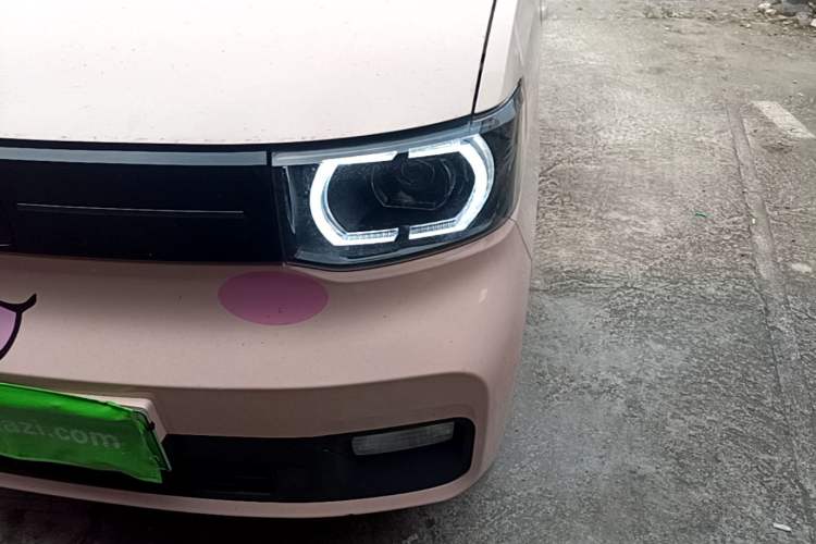 Used Wuling Hongguang MINIEV 2022 Macaron Premium Model – Lithium Iron Phosphate Left Front Headlight