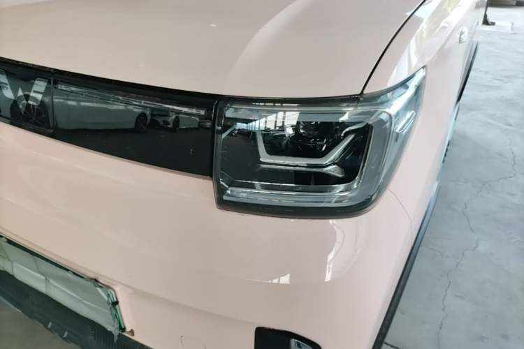 Used Wuling Hongguang MINIEV 2022 GAMEBOY 200km Gaming Edition with Lithium Iron Phosphate Left Front Headlight