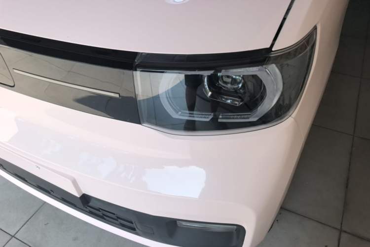 Used Wuling Hongguang MINIEV 2022 Macaron Premium Model – Lithium Iron Phosphate Left Front Headlight