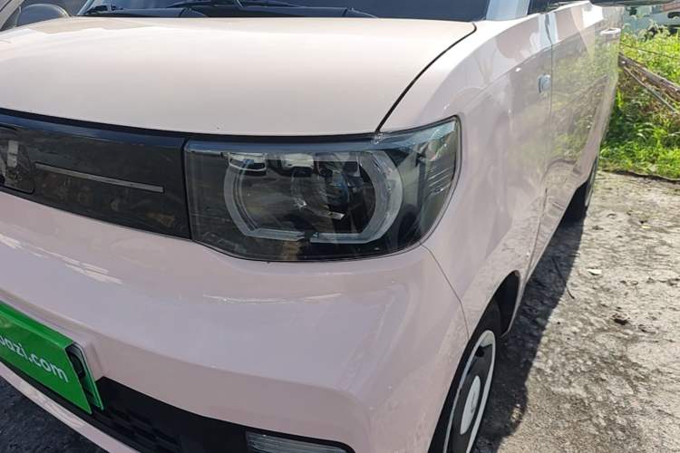 Used Wuling Hongguang MINIEV 2022 Macaron Premium Model – Lithium Iron Phosphate Left Front Headlight