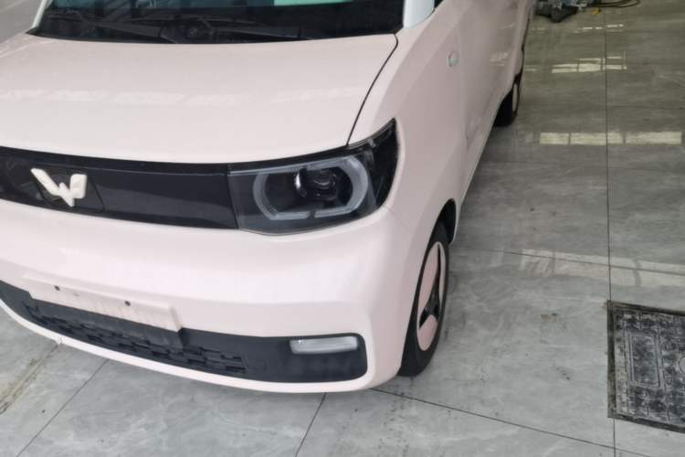 Used Wuling Hongguang MINIEV 2022 Macaron Premium Model – Lithium Iron Phosphate Left Front Headlight