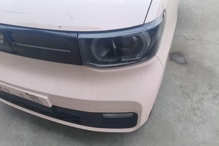 Used Wuling Hongguang MINIEV 2022 Macaron Premium Model – Lithium Iron Phosphate Left Front Headlight