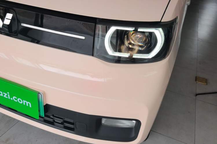 Used Wuling Hongguang MINIEV 2022 Macaron Premium Model – Lithium Iron Phosphate Left Front Headlight