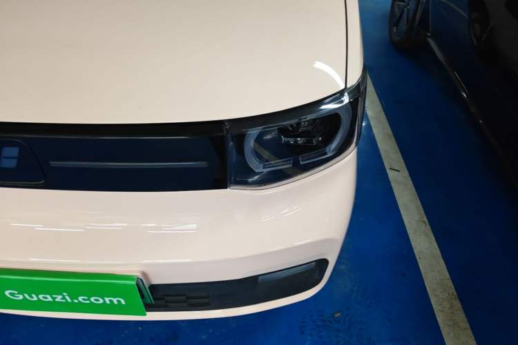 Used Wuling Hongguang MINIEV 2022 Macaron Premium Model – Lithium Ternary Battery Left Front Headlight
