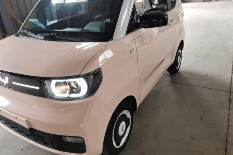 Used Wuling Hongguang MINIEV 2022 Macaron Premium Model – Lithium Iron Phosphate Left Front Headlight