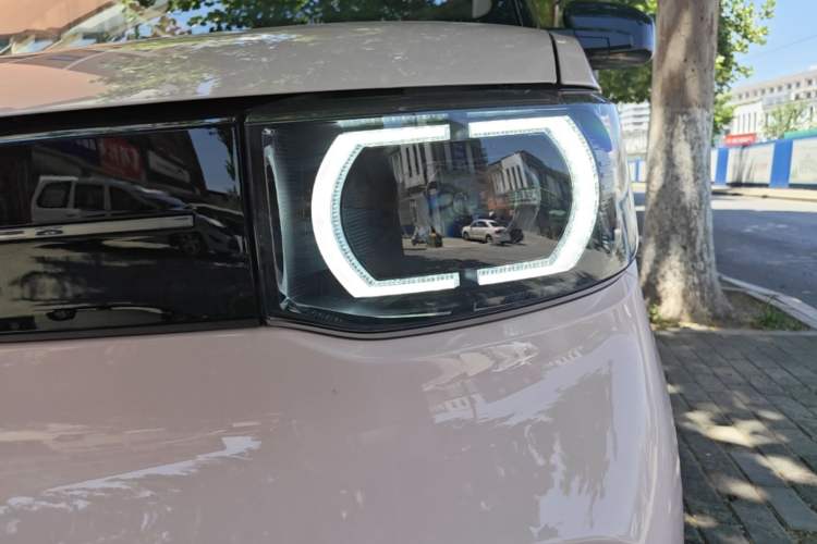 Used Wuling Hongguang MINIEV 2022 Zizai Version Lithium Iron Phosphate Left Front Headlight