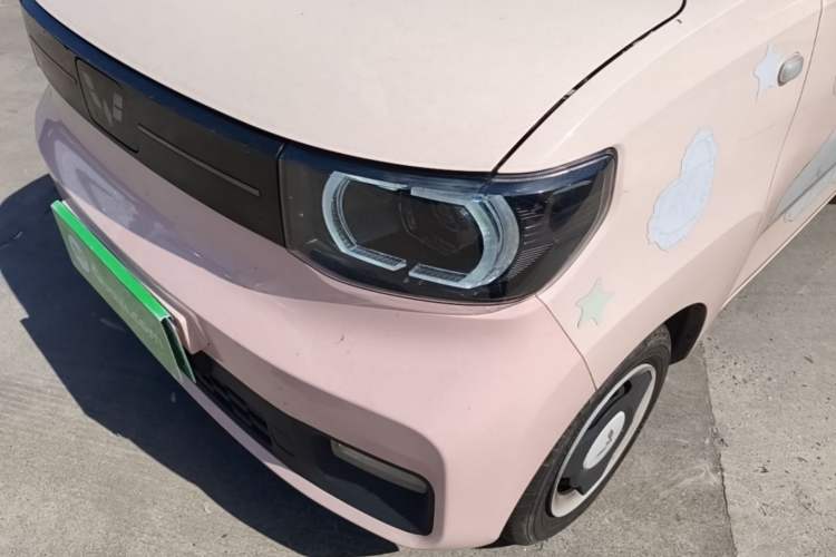 Used Wuling Hongguang MINIEV 2022 Macaron Premium Model – Lithium Iron Phosphate Left Front Headlight