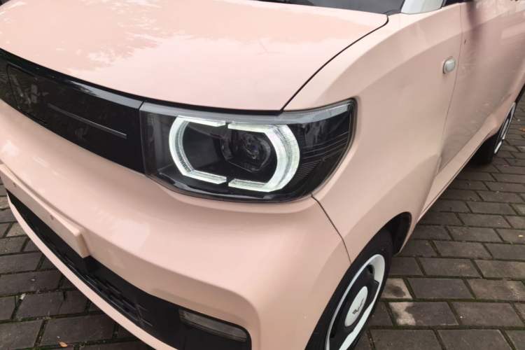 Used Wuling Hongguang MINIEV 2022 Macaron Premium Model – Lithium Iron Phosphate Left Front Headlight