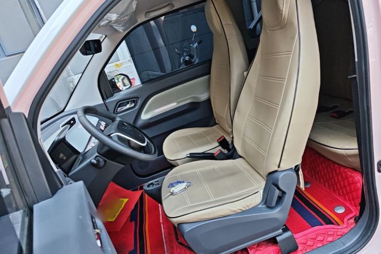 Used Wuling Hongguang MINIEV 2022 Macaron Premium Model – Lithium Iron Phosphate Left Front Seat