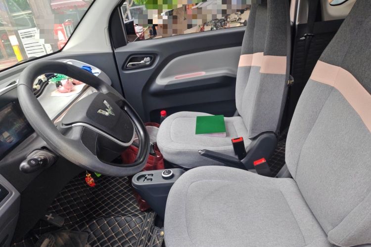 Used Wuling Hongguang MINIEV 2022 Macaron Premium Model – Lithium Iron Phosphate Left Front Seat