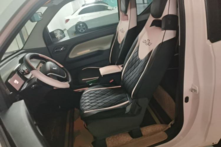 Used Wuling Hongguang MINIEV 2022 Macaron Premium Model – Lithium Ternary Battery Left Front Seat