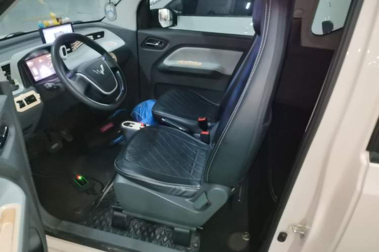 Used Wuling Hongguang MINIEV 2022 Macaron Premium Model – Lithium Iron Phosphate Left Front Seat