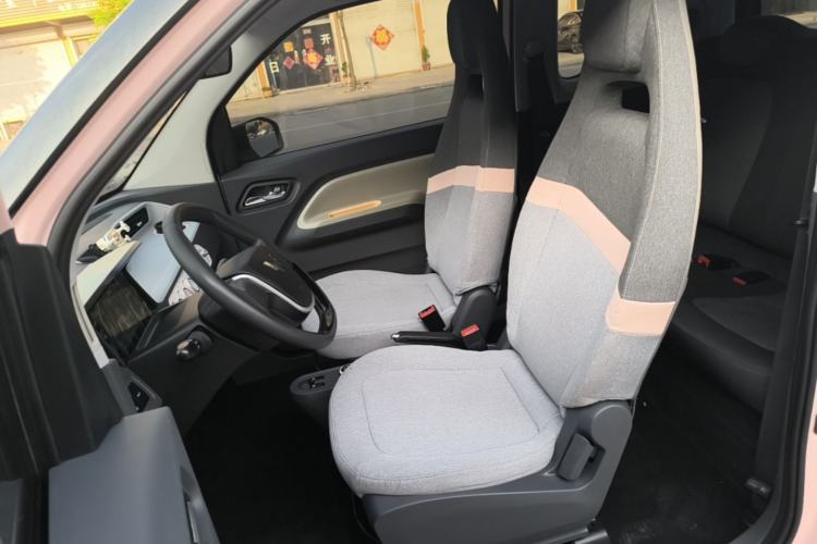 Used Wuling Hongguang MINIEV 2022 Macaron Fashion Model Lithium Iron Phosphate Left Front Seat