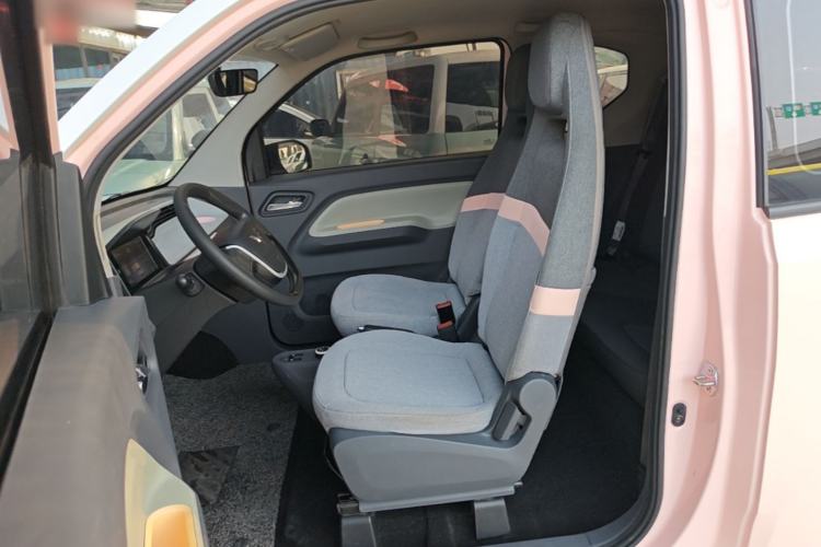 Used Wuling Hongguang MINIEV 2022 Macaron Premium Model – Lithium Iron Phosphate Left Front Seat