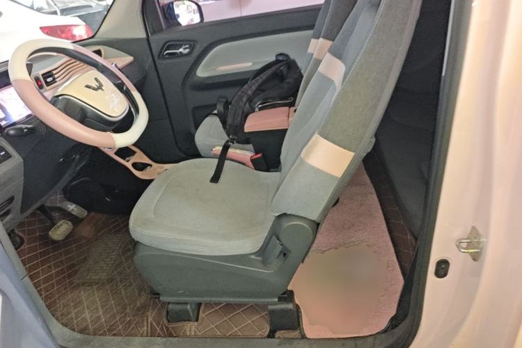 Used Wuling Hongguang MINIEV 2022 Macaron Premium Model – Lithium Iron Phosphate Left Front Seat