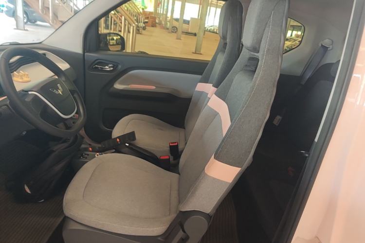 Used Wuling Hongguang MINIEV 2022 Macaron Premium Model – Lithium Iron Phosphate Left Front Seat