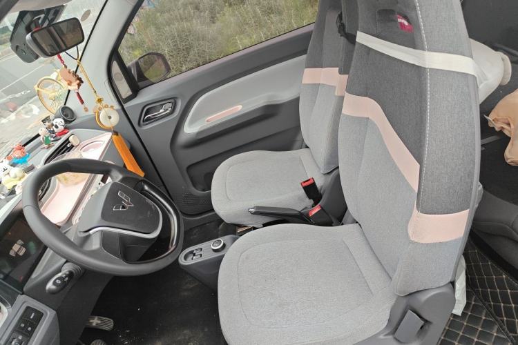 Used Wuling Hongguang MINIEV 2022 Macaron Premium Model – Lithium Ternary Battery Left Front Seat