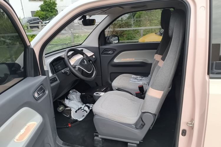 Used Wuling Hongguang MINIEV 2022 Macaron Premium Model – Lithium Iron Phosphate Left Front Seat
